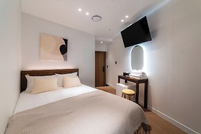 LAHA Boutique DDP Dongdaemun