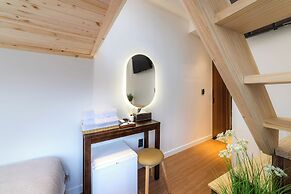 LAHA Boutique DDP Dongdaemun