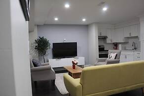 Cozy 2-bedroom House Rental in Brampton's Mount Pleasant