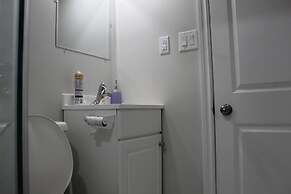 Cozy 2-bedroom House Rental in Brampton's Mount Pleasant