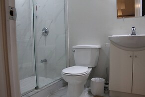 Cozy 2-bedroom House Rental in Brampton's Mount Pleasant