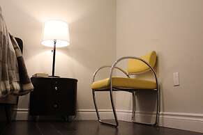 Cozy 2-bedroom House Rental in Brampton's Mount Pleasant