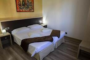 HOTEL LAURO