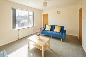 Host Stay Highwood Avenue