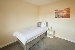 Host Stay Highwood Avenue