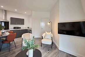 Host Stay 18 Queens Court