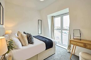 Host Stay 18 Queens Court
