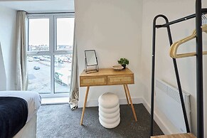 Host Stay 18 Queens Court
