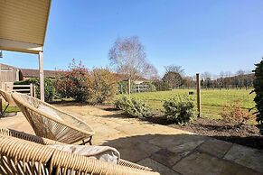 Host Stay Toad Cottage