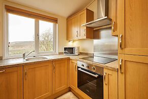 Host Stay - The Lodge High House