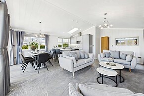 Host Stay Marble Lodge