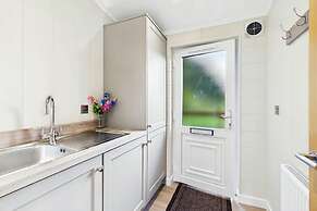 Host Stay Highland Cottage