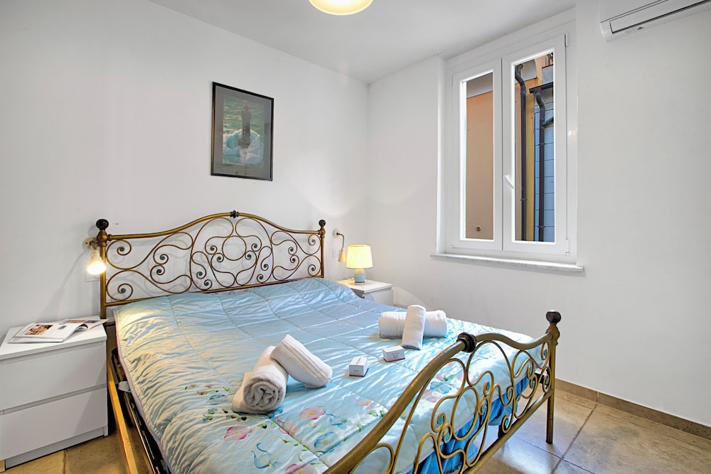 Paolo & Elisa - Sea Front Apartments
