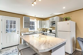 Waterfront Home w/ Access to Lake Anasagunticook!