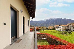 Serenity Como Lake View Apartment With Pool