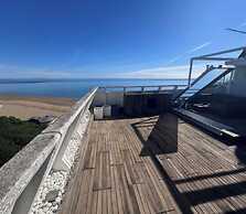 Panoramic Seafront Accommodation