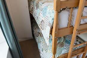 Near Beach - Pets - Bbq - Fireplace - Sleeps 10