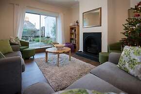 Near Beach - Pets - Bbq - Fireplace - Sleeps 10
