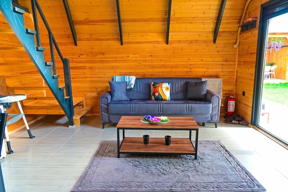 La Maison Bungalov
