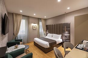 HELMIRAGE Frattina Suite
