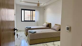 Charm Apartment Near Rabat and Beach