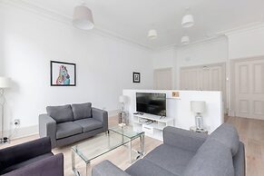 6 on Chester Apartments