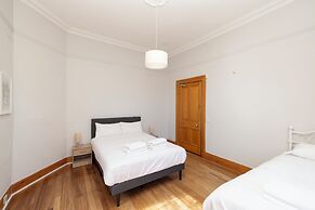 Detached House with Sea Views & Parking