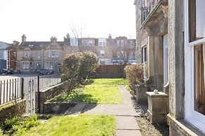 Detached House with Sea Views & Parking