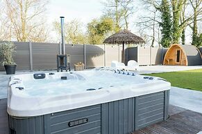 Private Wellness Haven by the Vecht