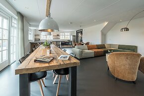 Luxury Villa With Sauna for 12