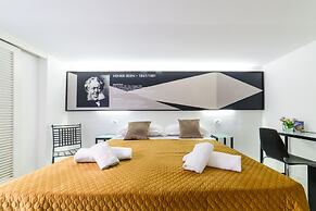 Muta House
