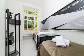 Muta House