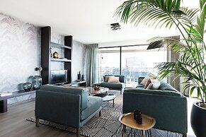Chic Apartment for 8 With Seaview