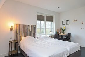Grand Villa With Sauna & Jacuzzi