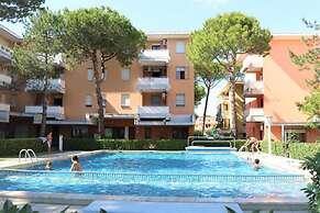 Bibione Apartment With Shared Pool