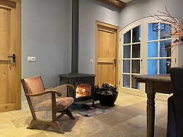 Farmhouse With Turkish Steam Bath