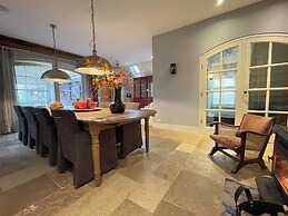Farmhouse With Turkish Steam Bath