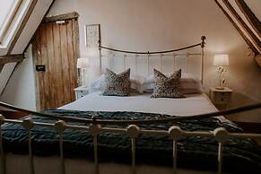Allington Manor