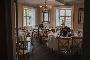 Allington Manor
