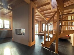 Villa With Sauna & Tub