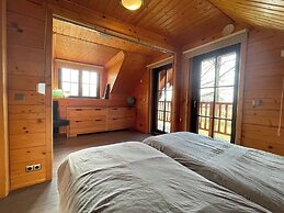 Villa With Sauna & Tub