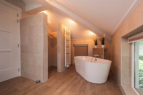Water Villa, Sauna & Beach