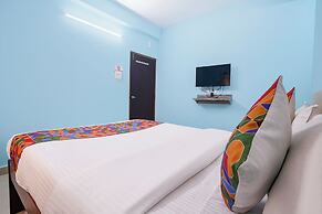 Fabhotel Shadowline