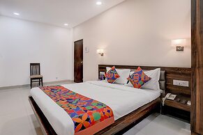 Fabhotel Blue Inn