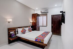 Fabhotel Blue Inn