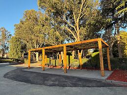 Canberra Park Motel