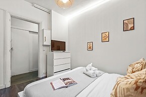 Studio Champs-Élysées Arc Retreat