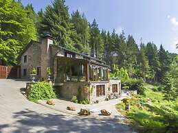 Luxury Ardennes Villa With Pool and Sauna