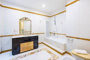 Luxury Toledo 22