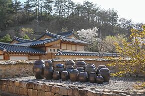Cheongsong HANOK HOTEL ANN